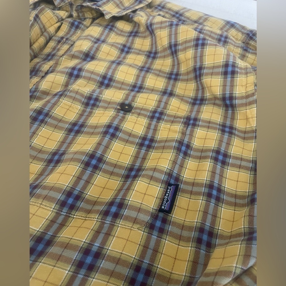 Patagonia Organic Cotton Button Up Long Sleeve Plaid Shirt Yellow Blue Size L - Picture 4 of 6